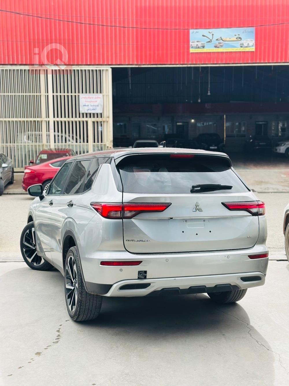 ميتسوبيشي اوتلاندر